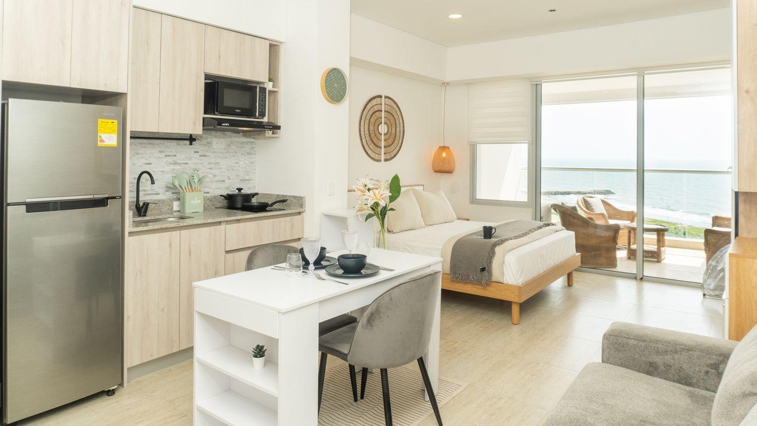 Cb 1002 | Moderna Con Vista Al Mar Infinita