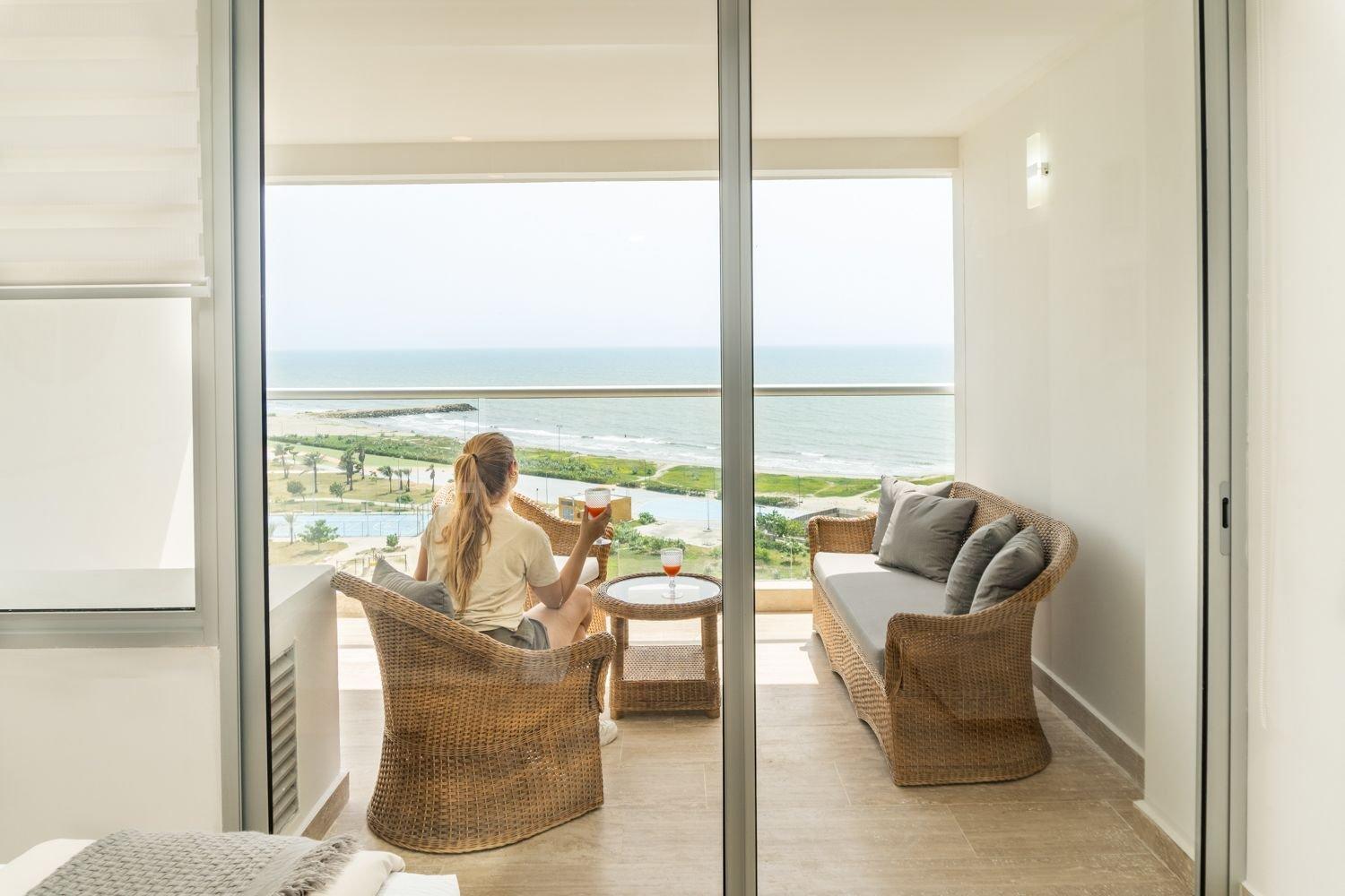 Apartamento Cb 1002 | Moderna Con Vista Al Mar Infinita